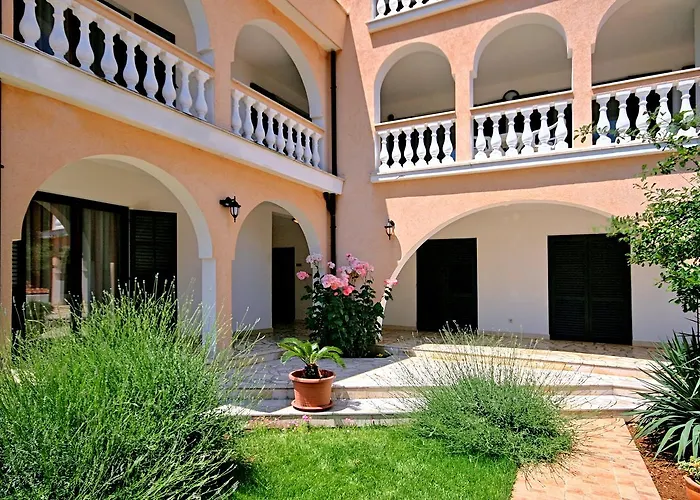 Gostinjska kuća Sun Palace Premantura