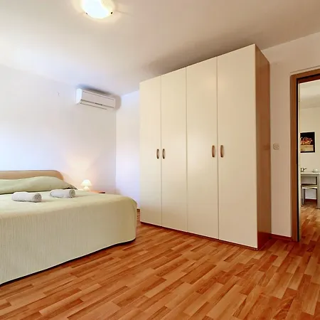 Sun Palace Guest house