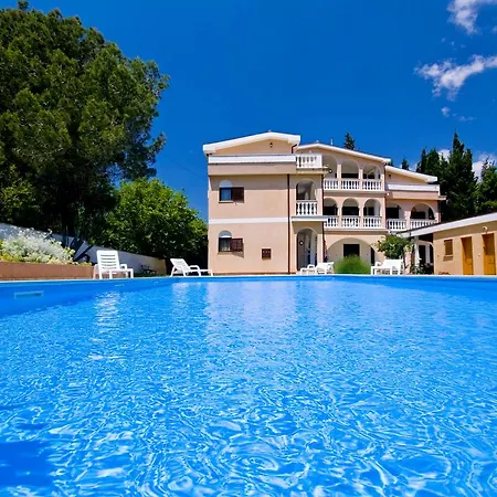 Sun Palace Guest house 3*