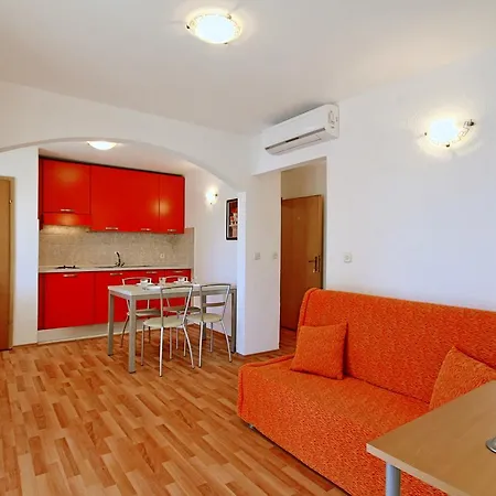 Pensión Sun Palace Premantura