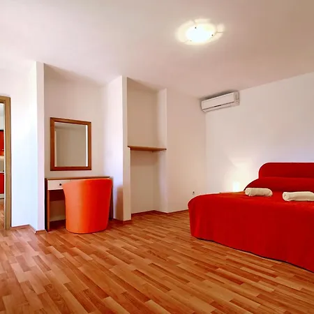 Sun Palace Guest house