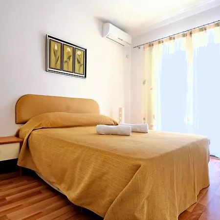 Sun Palace 3* Premantura