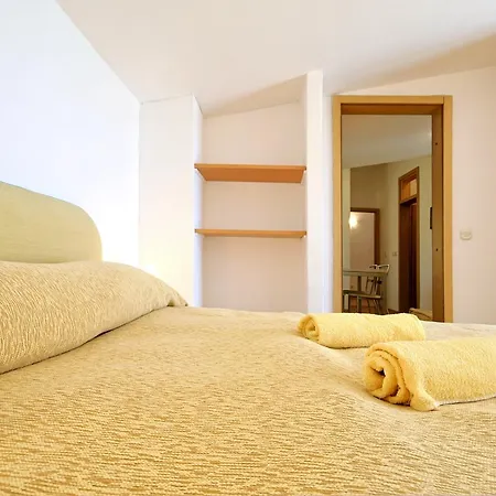 Sun Palace Guest house Premantura